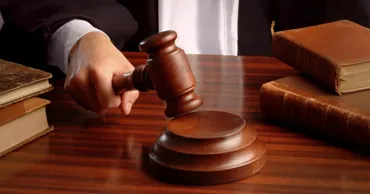 Двое мужчин признаны виновными в поджоге имущества, связанного с британским премьером