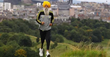 Cel mai vârstnic maratonist din lume a murit lovit de o mașină