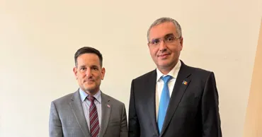 Relațiile moldo-americane, discutate de Usatîi și însărcinatul cu Afaceri al SUA