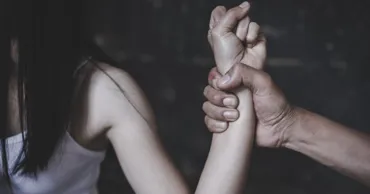 Peste 50 de sesizări privind violența în familie, raportate Poliției în 24 de ore