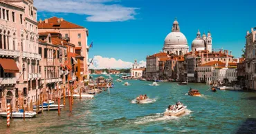 Un inginer italian a descoperit o modalitate de a ridica Veneția cu 30 de centimetri