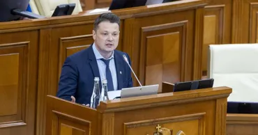 Глава Минздрава о росте зарплат врачам: Не могу это гарантировать, но будем работать