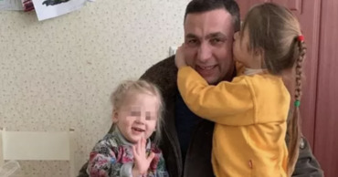 В Молдове отец не может забрать из приюта своих детей.