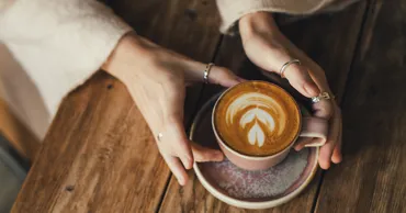 Исследование: 3-4 чашки кофе в день снижают риск цирроза и рака печени