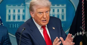 Трамп назвал Ормузский пролив территорией США