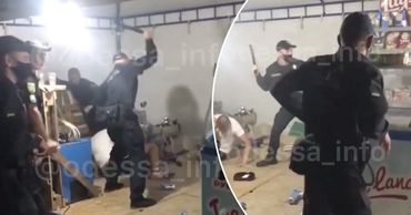 В Затоке произошла драка с полицейскими, которые применили спецсредства.