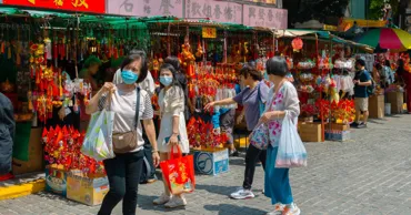 China reaprinde amintiri de coșmar: Raportează brusc 79.000 de infectări Covid-19