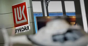 СМИ: США продлили срок продажи активов российского "Лукойла" из-за переговоров с РФ