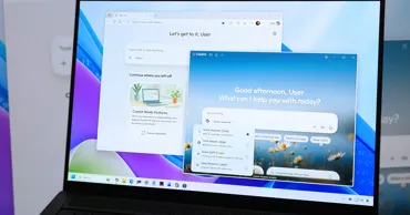 Microsoft renunță la funcțiile AI intruzive din Windows 11