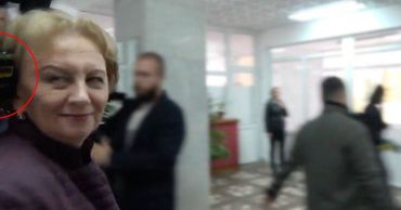 Зинаиду Гречаный случайно ударили по голове камерой.