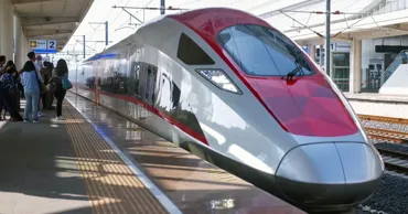 O cale ferată de mare viteză de aproape patru miliarde de dolari va fi construită în Vietnam