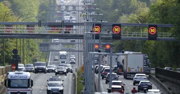 Șoferii care merg în Belgia ar putea plăti o nouă taxă din 2027. Cât costă vinieta