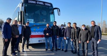 Молдавские граждане продолжают возвращаться на родину.