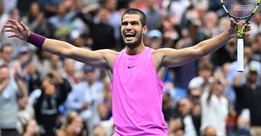 Алькарас выиграл US Open и снова стал первой ракеткой мира