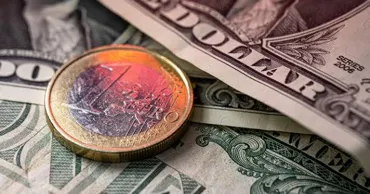Curs valutar 20 iulie 2026: Cât valorează un euro și un dolar
