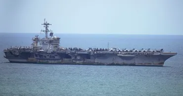 США признали 8 попыток суицида на авианосце во время миссии на Ближнем Востоке