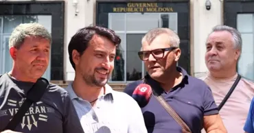 Ce așteptări au moldovenii de la Guvernul Tofan: La noi politica nu e stabilă