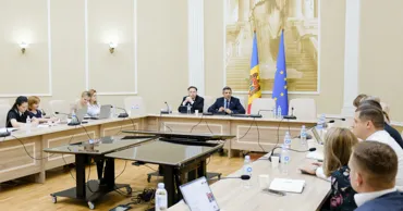 Министерство юстиции ищет решения по удержанию судей и прокуроров в системе