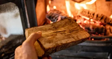 O tânără de 17 ani din Căușeni s-a intoxicat cu monoxid de carbon din cauza unei sobe defecte