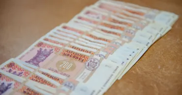 Зарплаты в госсекторе могут вырасти на 10–30% после принятия закона об оплате труда