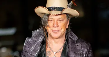 Актёра Микки Рурка выселили из дома за долги