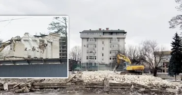 В Кишинёве полностью снесли кинотеатр Gaudeamus