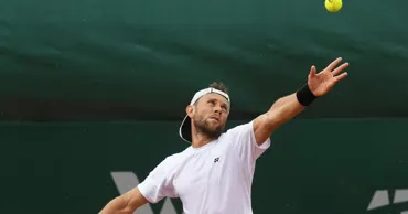 Radu Albot, eliminat în turul doi al Challengerului de la Roehampton