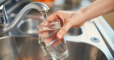 Бельчан предупреждают об опасности: водопроводная вода непригодна для питья