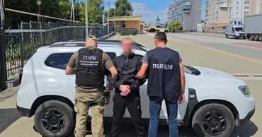 S-a ascuns în R. Moldova pentru a scăpa de justiție: Un ucrainean, extrădat la Kiev