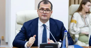 Тофан анонсировал новые проверки высоких зарплат в государственных учреждениях