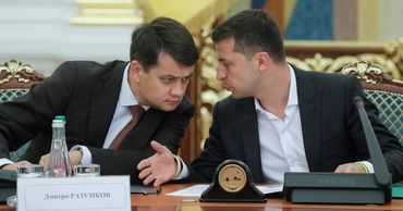 Спикер Рады рассказал, как изменился Зеленский за год президентства.