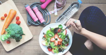 Ученые подсчитали, на сколько лет продлевает жизнь правильное питание