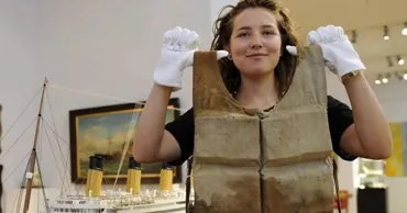 Спасательный жилет пассажирки «Титаника» продали на аукционе за €770 тысяч