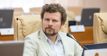 Перчун: С октября зарплаты учителей вырастут до 15%