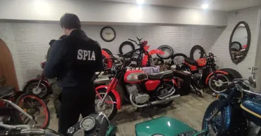 Mai mulți funcționari ai ASP, suspectați că au legalizat fraudulos vehicule de colecție