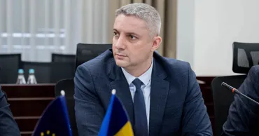 Думитру Вангели вышел на связь и попросил о встрече с Дину Плынгэу