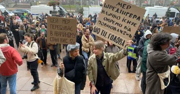 Сотни жителей Киева вышли на акцию протеста против мэра Кличко