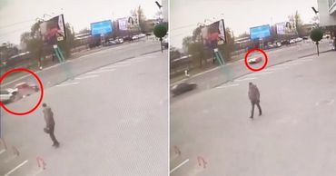 Момент ДТП на Албишоаре, в котором пострадали 2 человека, попал на видео.
