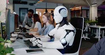 Microsoft: Inteligența artificială amenință traducătorii și scriitorii, dar nu și spălătorii de vase