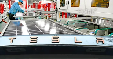 Tesla инвестирует в производство солнечных панелей и планирует стать лидером рынка