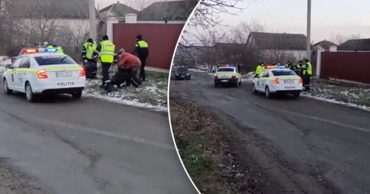 В Бельцах полиция подралась с водителем и пассажиркой.