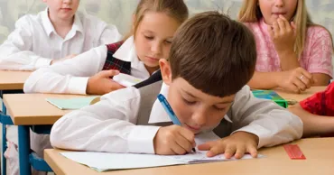 Specialist: Pregătirea copilului pentru școală începe cu mult înainte de clasa întâi