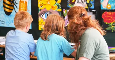 Studiu: De ce numărul persoanelor cu păr roșcat a crescut brusc în Europa