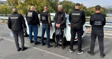 Молдова передала Украине подозреваемого в организации незаконного пересечения границы