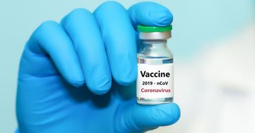 ВОЗ назвала критерии эффективной вакцины от COVID-19.