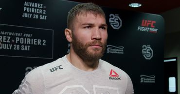 Молдавский тяжеловес UFC Ион Куцелаба.