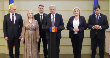 Opoziția inițiază procedura de demitere din funcție a președintei Maia Sandu