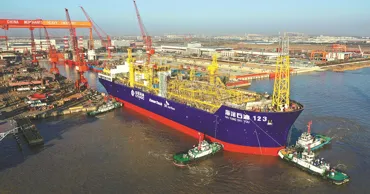 Китай построил крупнейшее в мире судно-газовоз на 180 тысяч кубометров СПГ