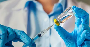 Germania a recunoscut aproape 600 de cazuri de efecte adverse grave în urma vaccinării împotriva COVID-19