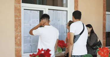 Увеличилось число выпускников, получивших «10» на экзамене на степень бакалавра